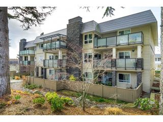 Photo 1: 101 1371 FOSTER STREET: White Rock Condo for sale in "Kent Manor" (South Surrey White Rock)  : MLS®# R2536397