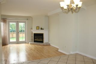 Photo 3: 8141 EXPLORERS WALK in Cartier Place: Champlain Heights Townhouse for sale ()  : MLS®# V969969