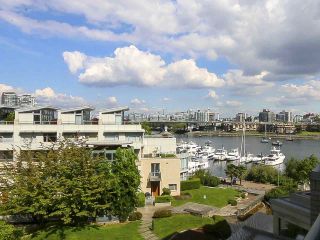 Photo 18: 609 1288 MARINASIDE Crescent in Vancouver: Yaletown Condo for sale in "Crestmark I" (Vancouver West)  : MLS®# R2149877