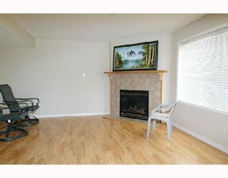 Photo 8: 22750 HOLYROOD Avenue in Maple_Ridge: East Central House for sale in "GREYSTONE" (Maple Ridge)  : MLS®# V672223