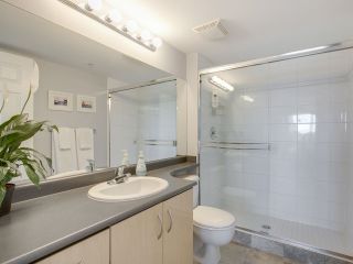 Photo 10: 304 305 LONSDALE Avenue in North Vancouver: Lower Lonsdale Condo for sale in "THE MET" : MLS®# R2186684