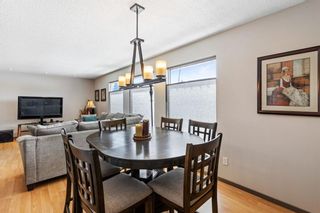 Photo 16: 411 Queensland Circle SE in Calgary: Queensland Detached for sale : MLS®# A1193029