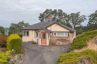 Photo 1: 3190 Richmond Rd in Saanich: SE Camosun House for sale (Saanich East)  : MLS®# 880071