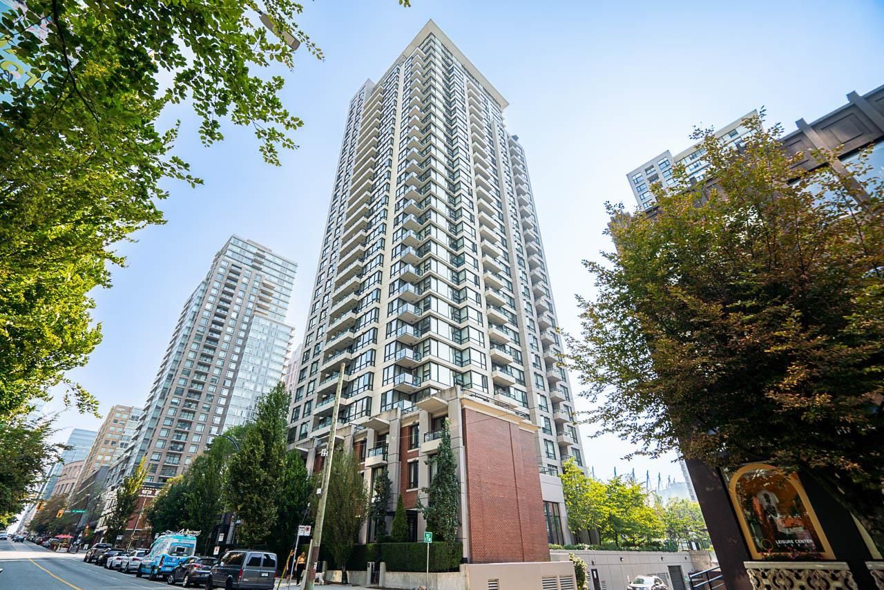 Main Photo: 709 928 HOMER Street in Vancouver: Yaletown Condo for sale (Vancouver West)  : MLS®# R2810524