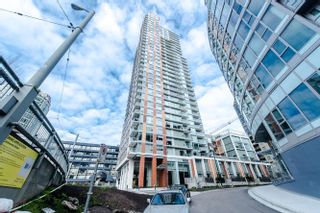 Photo 1: 2207 1351 CONTINENTAL Street in Vancouver: Downtown VW Condo for sale in "MADDOX" (Vancouver West)  : MLS®# R2040078