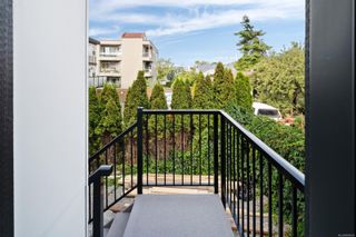 Photo 13: 2708 Graham St in Victoria: Vi Hillside Row/Townhouse for sale : MLS®# 884829
