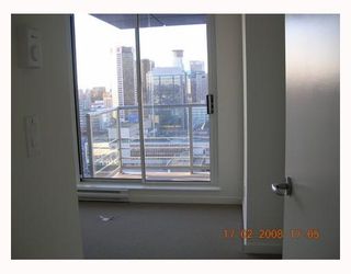 Photo 6: 3606 602 CITADEL PARADE BB in Vancouver: Downtown VW Condo for sale in "SPECTRUM" (Vancouver West)  : MLS®# V689482