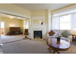Photo 7: 1321 George St in VICTORIA: Vi Fairfield West House for sale (Victoria)  : MLS®# 599553
