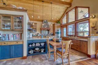 Photo 11: 4200 ORCA Road in Garden Bay: Pender Harbour Egmont House for sale in "Daniel Point" (Sunshine Coast)  : MLS®# R2720109