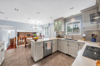 Photo 12: 7114 PAULUS Crescent in Burnaby: Montecito House for sale in "MONTECITO" (Burnaby North)  : MLS®# R2755267
