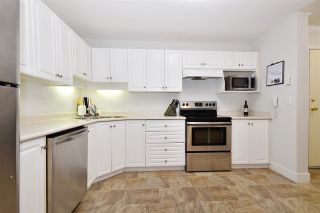 Photo 6: 310 31831 PEARDONVILLE Road in Abbotsford: Abbotsford West Condo for sale in "West Point Villa" : MLS®# R2421646