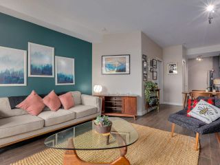 Photo 7: 309 707 E 20TH Avenue in Vancouver: Fraser VE Condo for sale in "BLOSSOM" (Vancouver East)  : MLS®# R2404449