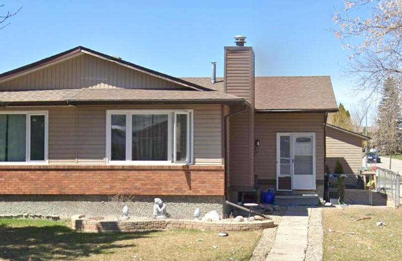 Main Photo: 211 Paddington Road in Winnipeg: River Park South Residential for sale (2F)  : MLS®# 202402814