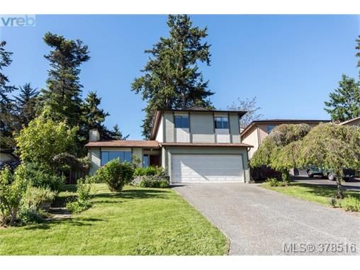 Main Photo: 7 West Rd in VICTORIA: VR View Royal House for sale (View Royal)  : MLS®# 760098