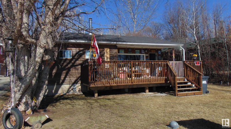 FEATURED LISTING: 108 Lakeshore Drive Rural Leduc County