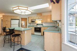 Photo 12: 19034 DOERKSEN Drive in Pitt Meadows: Central Meadows House for sale : MLS®# R2519317
