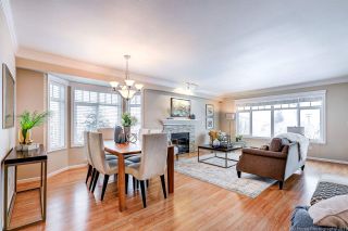 Photo 5: 206 288 E 6TH Street in North Vancouver: Lower Lonsdale Townhouse for sale : MLS®# R2351115