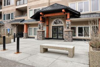 Main Photo: 233 20 Discovery Ridge Close SW in Calgary: Discovery Ridge Apartment for sale : MLS®# A1217013