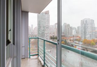 Photo 12: 1602 1033 MARINASIDE Crescent in Vancouver: Yaletown Condo for sale in "QUAYWEST" (Vancouver West)  : MLS®# R2223980