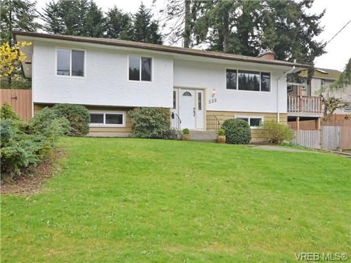 Main Photo: 539 Phelps Ave in VICTORIA: La Thetis Heights House for sale (Langford)  : MLS®# 725643