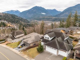 Photo 4: 45904 WEEDEN Drive in Chilliwack: Promontory House for sale (Sardis)  : MLS®# R2848429