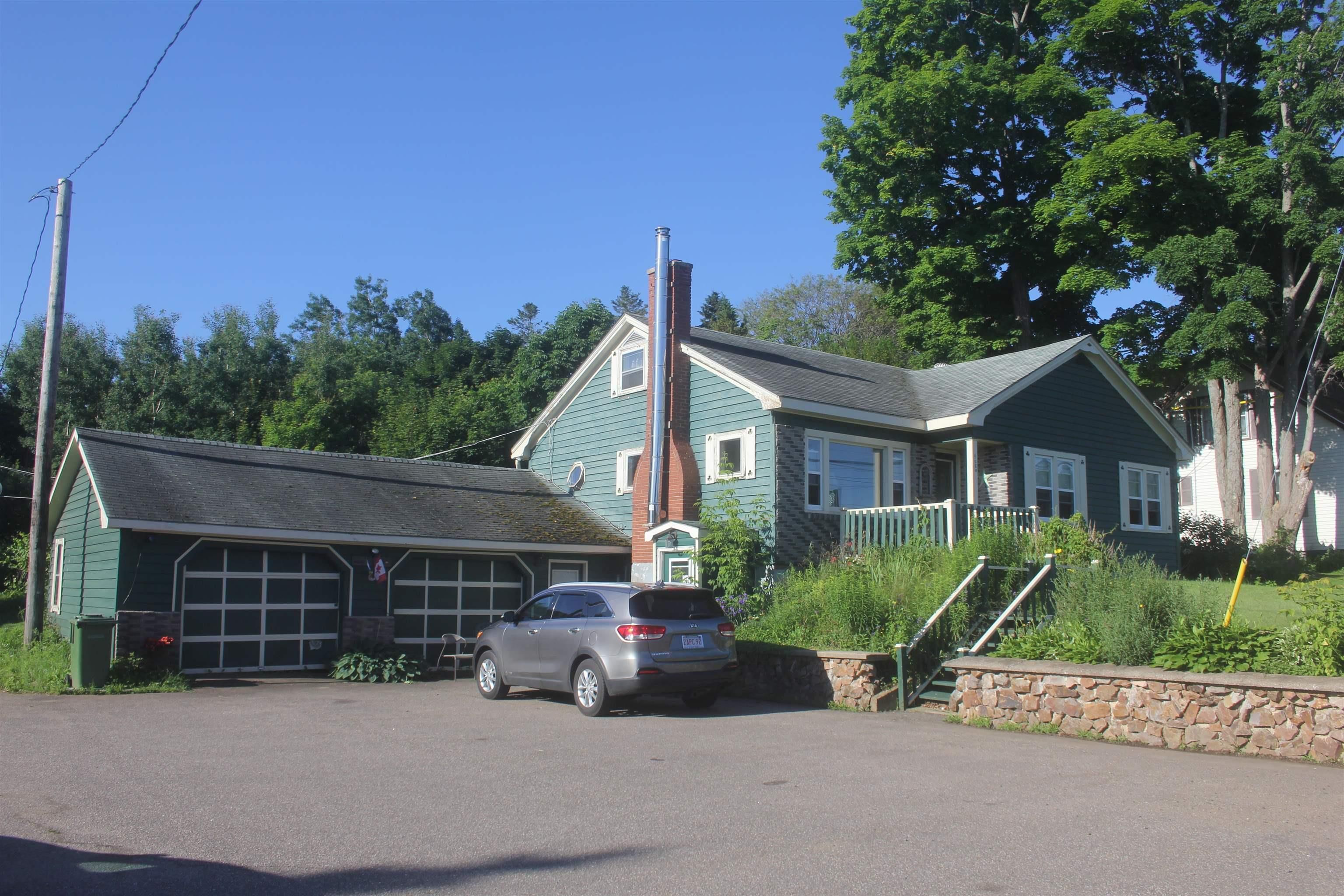 Main Photo: 9580 Commercial Street in New Minas: Kings County Residential for sale (Annapolis Valley)  : MLS®# 202215837