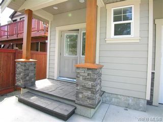 Photo 3: 2302 Belair Rd in VICTORIA: La Thetis Heights House for sale (Langford)  : MLS®# 675150