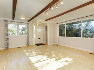 Photo 2: 1661 Mortimer St in Saanich: SE Mt Tolmie House for sale (Saanich East)  : MLS®# 961380