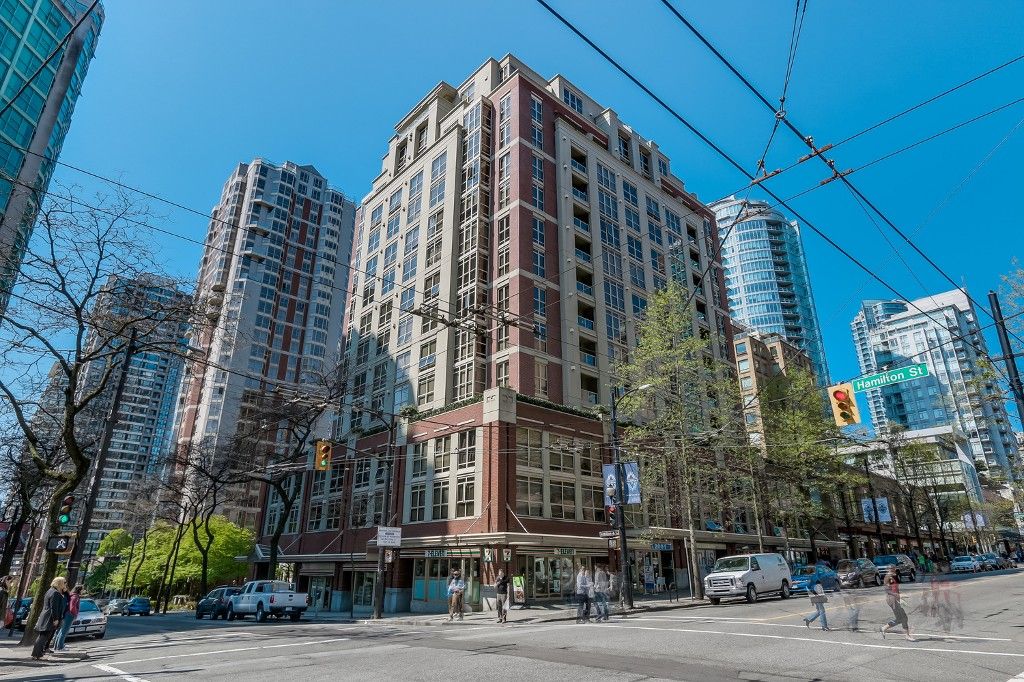 Main Photo: 811 819 HAMILTON Street in Vancouver: Downtown VW Condo for sale in "8-1-9 HAMILTON" (Vancouver West)  : MLS®# V1118307