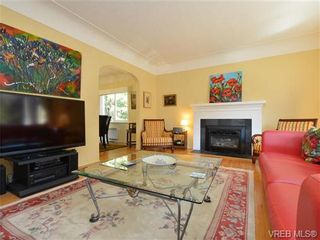 Photo 3: 1940 Argyle Ave in VICTORIA: SE Camosun House for sale (Saanich East)  : MLS®# 739751