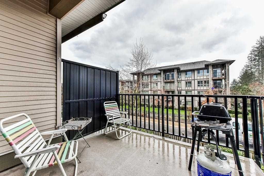 Photo 18: Photos: 33 15933 86A Avenue in Surrey: Fleetwood Tynehead Townhouse for sale in "SERENITY GARDENS" : MLS®# R2247374