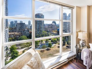 Photo 1: 1104 1155 SEYMOUR Street in Vancouver: Downtown VW Condo for sale in "BRAVA" (Vancouver West)  : MLS®# R2717968