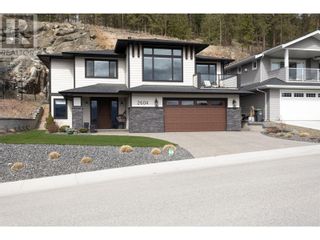 Photo 2: 2604 Crown Crest Drive in West Kelowna: House for sale : MLS®# 10308571