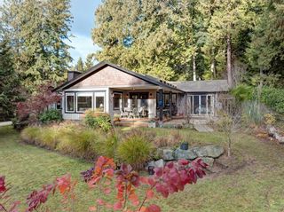Photo 2: 3474 BEACH Avenue: Roberts Creek House for sale (Sunshine Coast)  : MLS®# R2834488