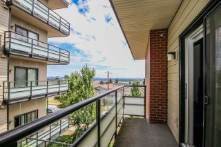 Photo 13: 217 7777 ROYAL OAK Avenue in Burnaby: South Slope Condo for sale in "THE SEVENS" (Burnaby South)  : MLS®# R2186028