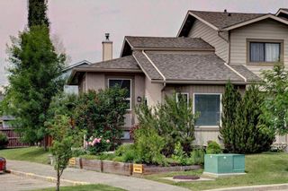 Photo 42: 110 Deerfield Terrace SE in Calgary: Deer Ridge Row/Townhouse for sale : MLS®# A2032654
