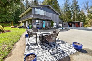 Photo 3: 42550 WOODROCK Road in Columbia Valley: Majuba Hill House for sale in "MAJUBA HILL" (Yarrow)  : MLS®# R2798628