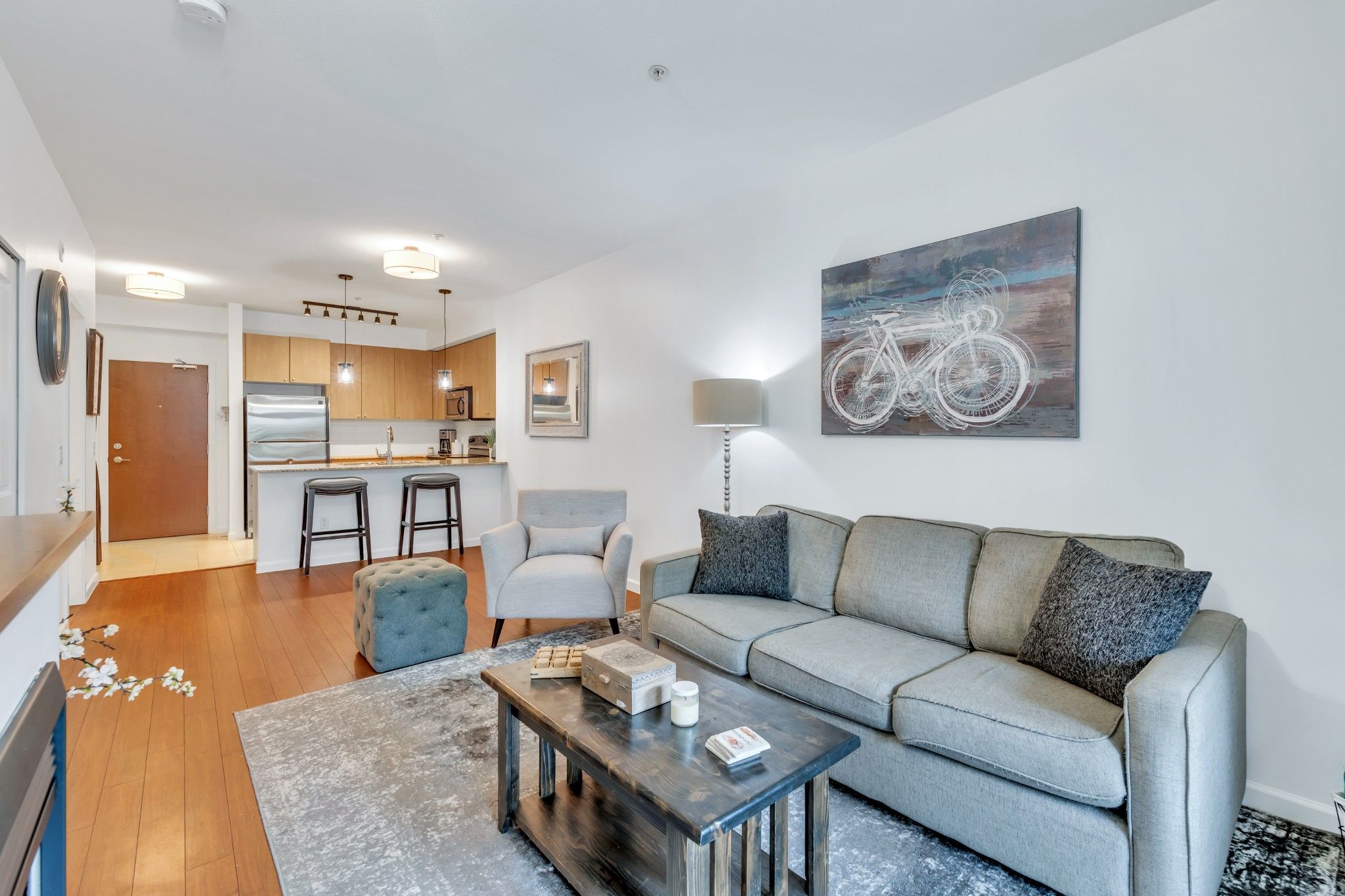 Photo 5: Photos: 101 2477 KELLY AVENUE in Port Coquitlam: Central Pt Coquitlam Condo for sale : MLS®# R2673787