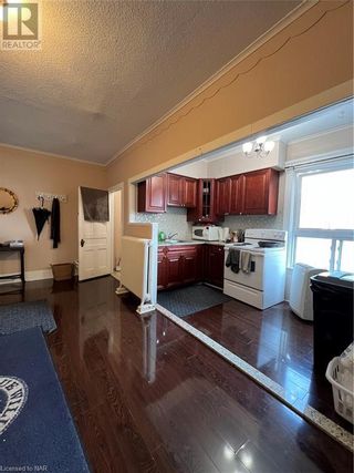 Photo 5: 3 MAIN Street E Unit# 2 in Grimsby: House for rent : MLS®# 40460238