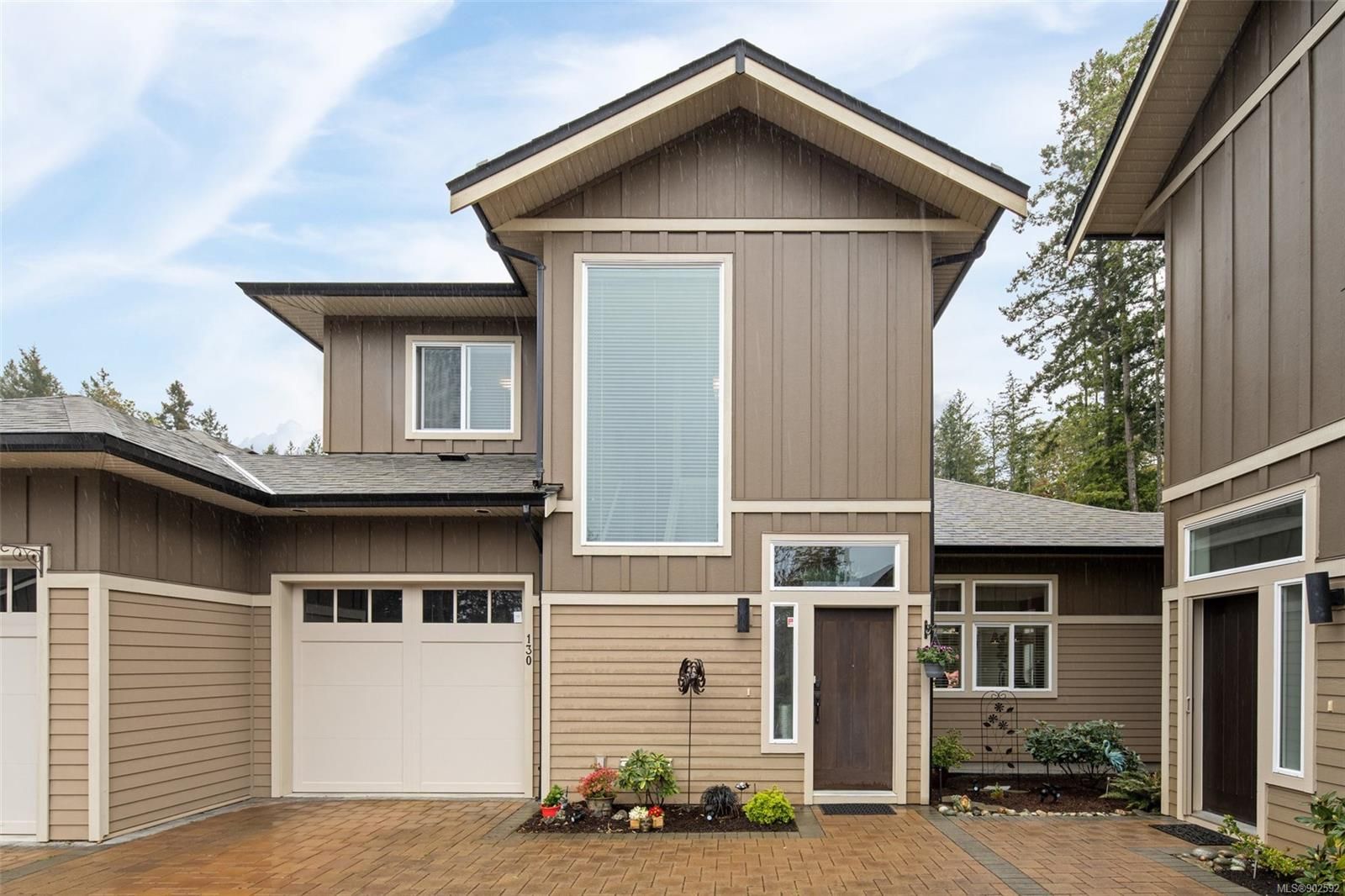 Main Photo: 130 3640 Propeller Pl in Colwood: Co Royal Bay Row/Townhouse for sale : MLS®# 902592