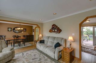Photo 5: 40349 AYR Drive in Squamish: Garibaldi Highlands House for sale in "Garibaldi Highlands" : MLS®# R2088595
