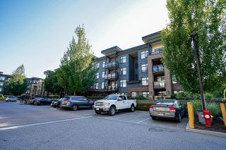 Photo 4: 105 20062 FRASER Highway in Langley: Langley City Condo for sale in "Varsity" : MLS®# R2599620