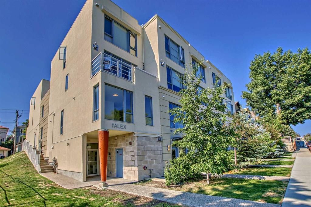 Main Photo: 103 1611 28 Avenue SW in Calgary: South Calgary Row/Townhouse for sale : MLS®# A2051771