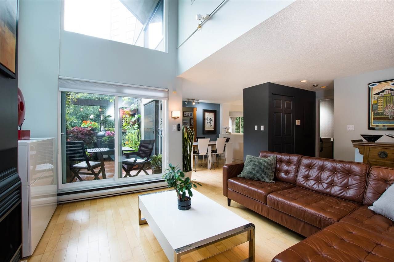 Main Photo: 1 1019 GILFORD STREET in Vancouver: West End VW Condo for sale (Vancouver West)  : MLS®# R2472849
