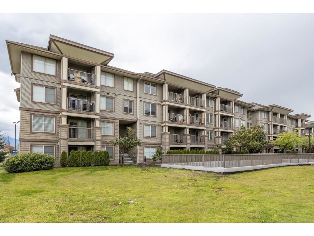 Main Photo: 309 45555 YALE Road in Chilliwack: Chilliwack W Young-Well Condo for sale in "The Vibe" : MLS®# R2680969