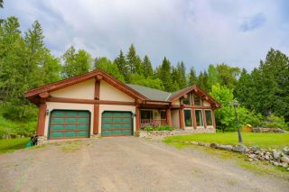 Photo 3: 6511 SPROULE CREEK ROAD in Nelson: House for sale : MLS®# 2474403