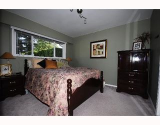Photo 4: 464 CULZEAN Place in Port_Moody: Glenayre House for sale (Port Moody)  : MLS®# V650464