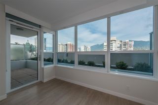 Photo 3: 308 112 E 13TH Street in North Vancouver: Central Lonsdale Condo for sale in "CENTERVIEW" : MLS®# R2229140