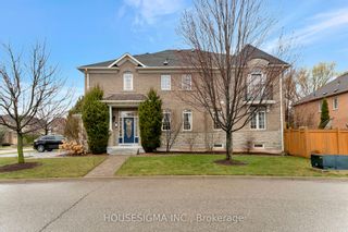 Photo 1: 3379 Hayhurst Crescent in Oakville: Bronte West House (2-Storey) for sale : MLS®# W8205498