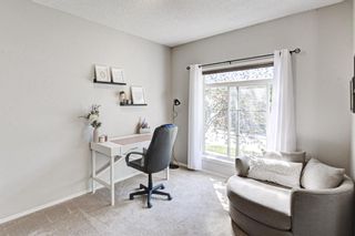 Photo 4: 254 Elgin Manor SE in Calgary: McKenzie Towne Detached for sale : MLS®# A1233785